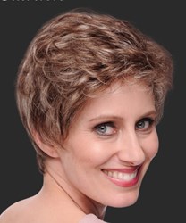 Zeige Details für Greta (Teilmono-Tresse mit Lace-Front) Bild von Greta (Teilmono-Tresse mit Lace-Front)